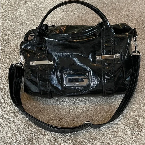 Vintage Guess Black Patent Leather Shoulder Bag - Picture 8 of 9